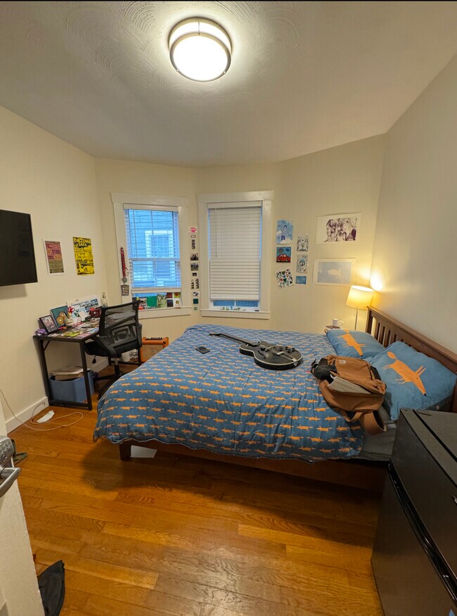 Building Photo - 18 Sawyer Terrace