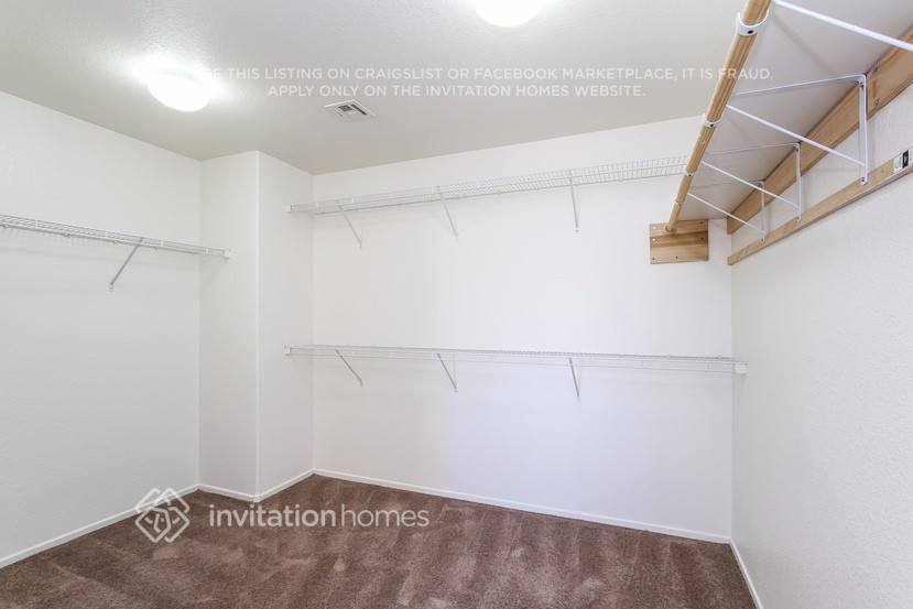 Building Photo - 3599 Bufflehead St