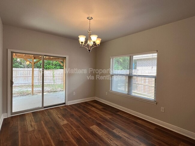 Building Photo - 5257 Parkside Dr