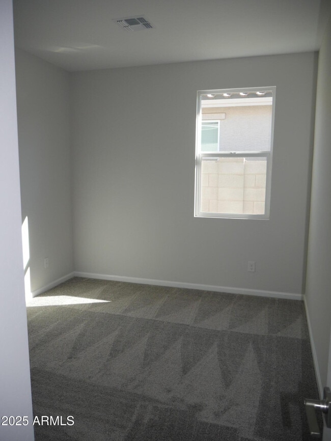 Building Photo - 18156 W Daley Ln
