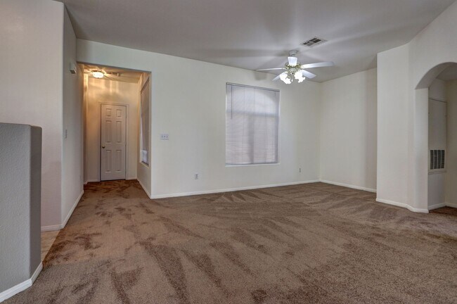 Building Photo - 3555 Meridale Dr