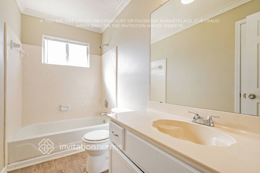 Building Photo - 40 Carrera Rd