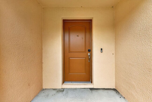 Building Photo - 1564 Wynford Cir