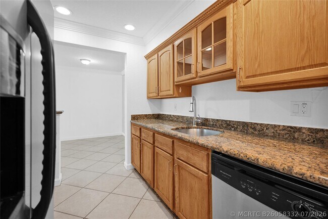 Building Photo - 1515 E Broward Blvd