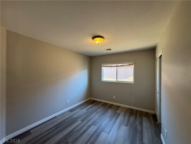 Building Photo - 11776 Red Water Ct