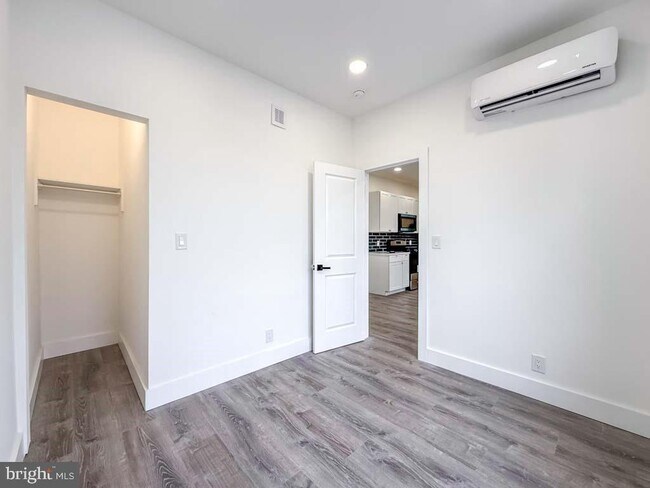 Building Photo - 30 Haddon Ave