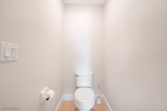 Building Photo - 2532 Sutherland Ct