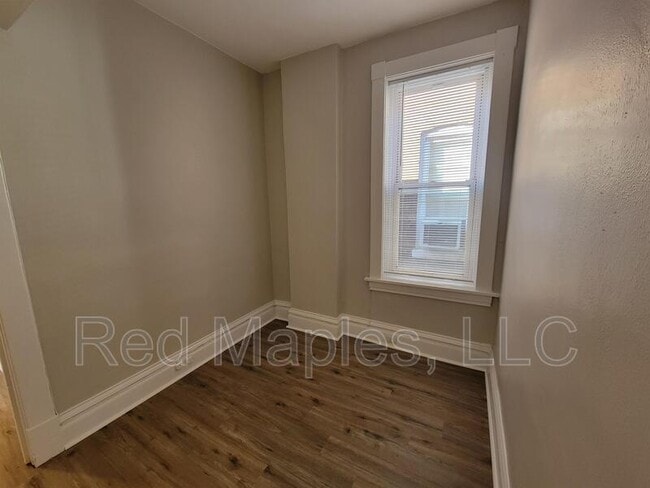 Building Photo - 6443 Idaho Ave