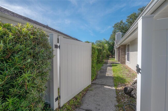 Building Photo - 5026 Cypress Trace Dr