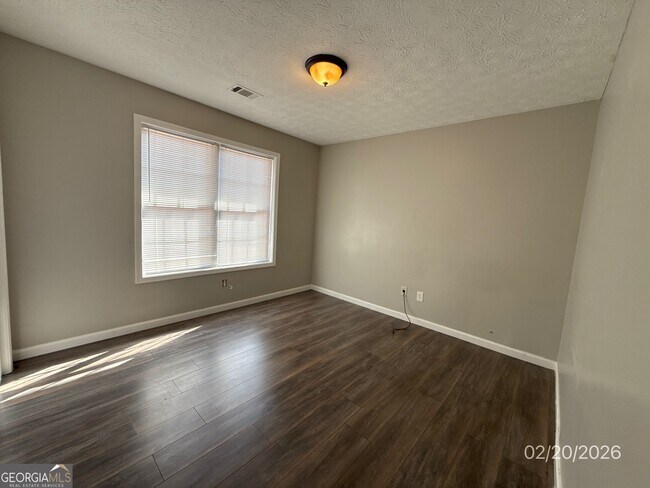 Building Photo - 168 Vintage Trail