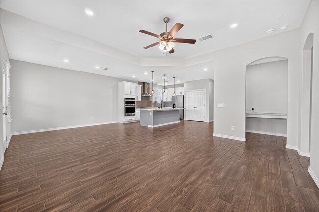 Building Photo - 23335 Yellow Larkspur Ln