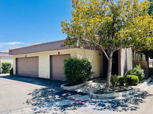 Primary Photo - 43334 32nd St E
