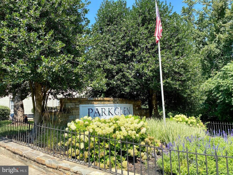 Building Photo - 824 S Arlington Mill Dr