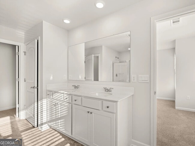 Building Photo - 50 Rustin Rdg