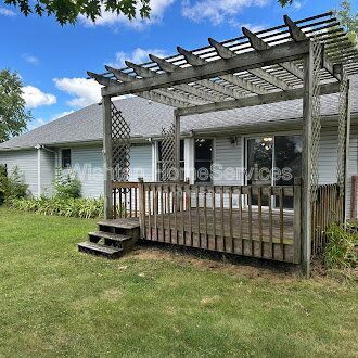 Building Photo - 948 Oakview Dr