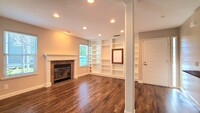 Building Photo - Gorgeous Single Story Condo in Folsom!