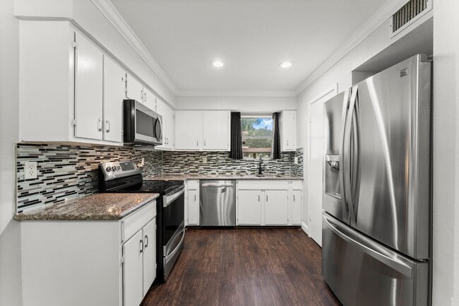 Building Photo - 14515 Wunderlich Dr