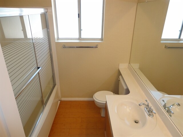 Building Photo - 1704 S 39th St
