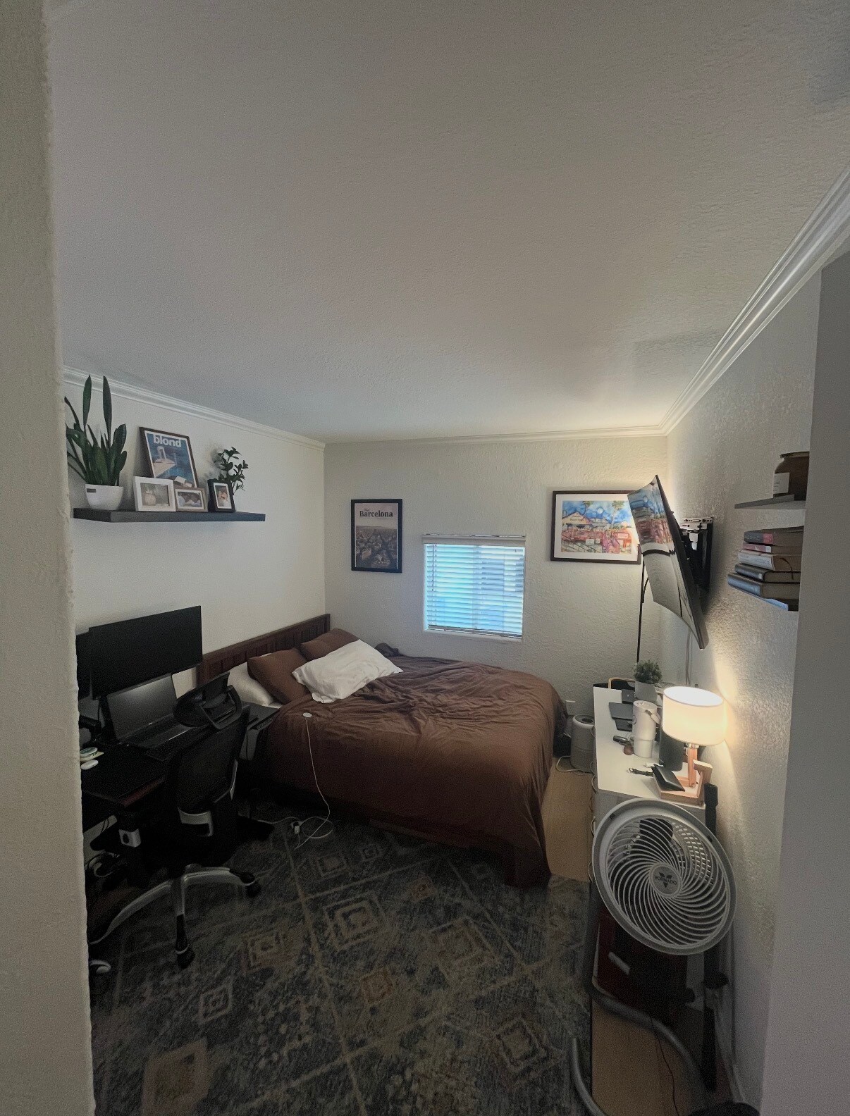 Building Photo - 3747 Strandway