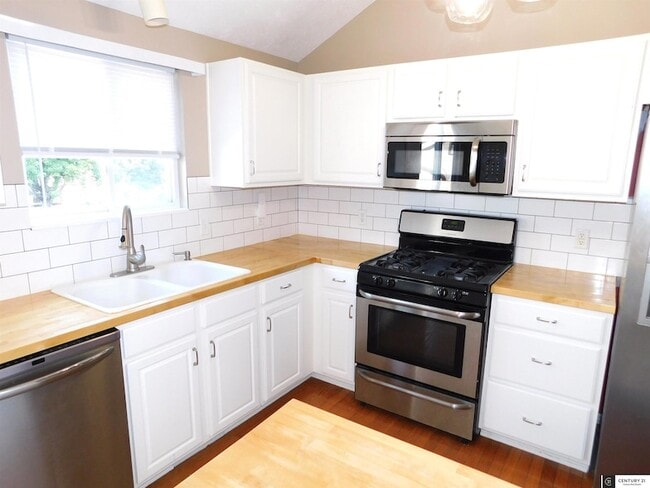 Building Photo - 17728 Margo St