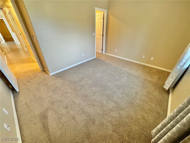 Building Photo - 5805 Hawkeye Bell St