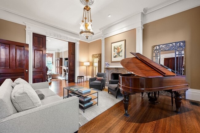 Building Photo - 59 Mt Vernon St