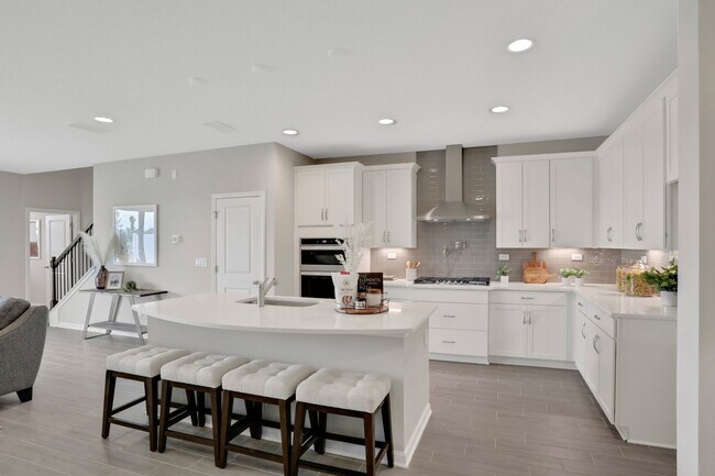 Building Photo - 823 Cherry Elm Dr