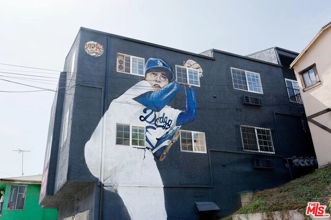 Building Photo - 1234 W Sunset Blvd