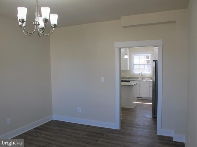 Building Photo - 43 Lee St