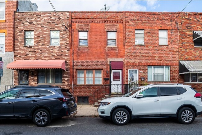 Building Photo - Three Bed East Passyunk Crossing Home