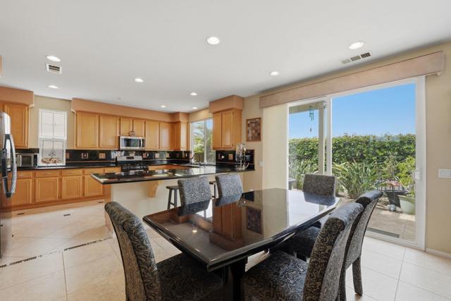 Building Photo - 344 Plaza Los Osos