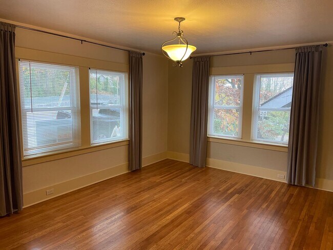 Building Photo - Liar Hill 2 bedroom
