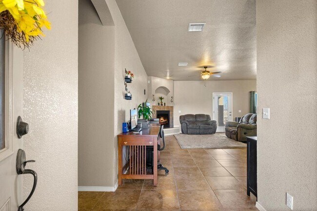 Building Photo - 5905 Speyside Dr