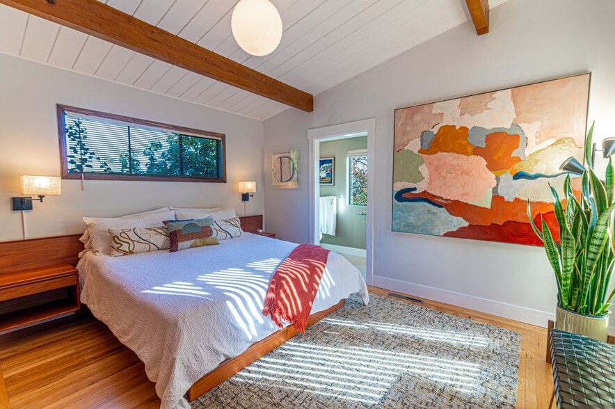 Building Photo - 1560 Ronne Dr