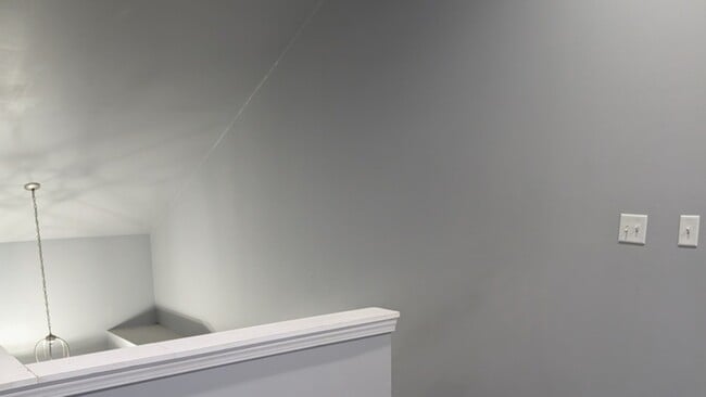 Building Photo - 1966 Alinda Ave