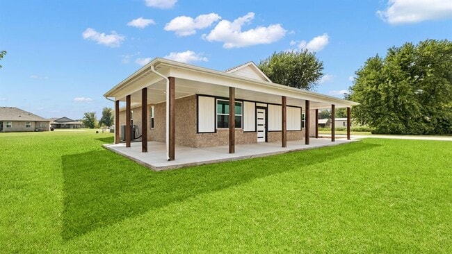 Building Photo - 12624 E Hefner Rd