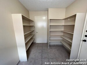 Building Photo - 6212 Encanto Point Dr