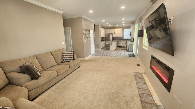 Building Photo - 1759 Ellington Dr