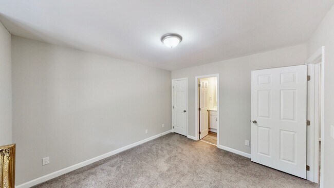Building Photo - 3437 Colony Crossing Dr