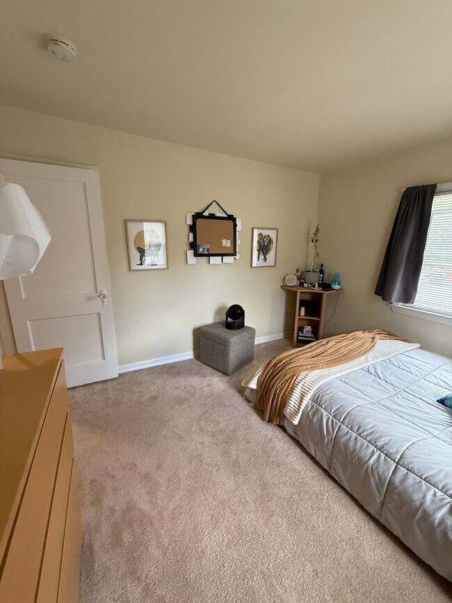 Building Photo - 1 bedroom | 1 bath - Oaklyn, NJ