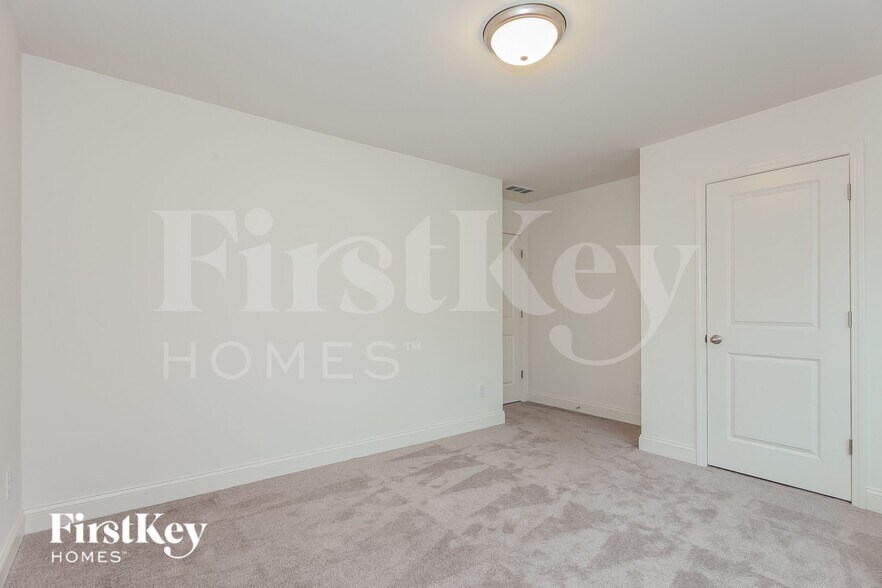 Building Photo - 9529 Blue Knoll Ct