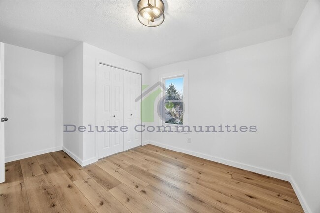 Building Photo - Stunning Fully Remodeled 3 Bed Home on a Huge Lot in Coopersville