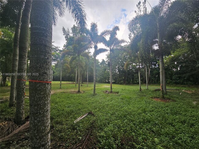 Building Photo - 15101 SW 27th St