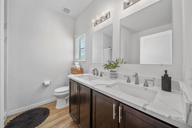 Building Photo - 15323 Sienna Peak Ln