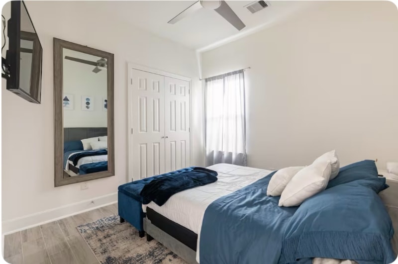 Second Bedroom - 4506 Aledo St