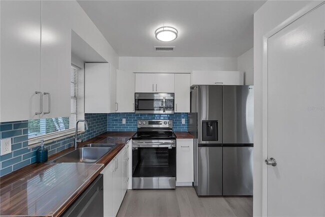 Building Photo - 2930 Slippery Rock Ave