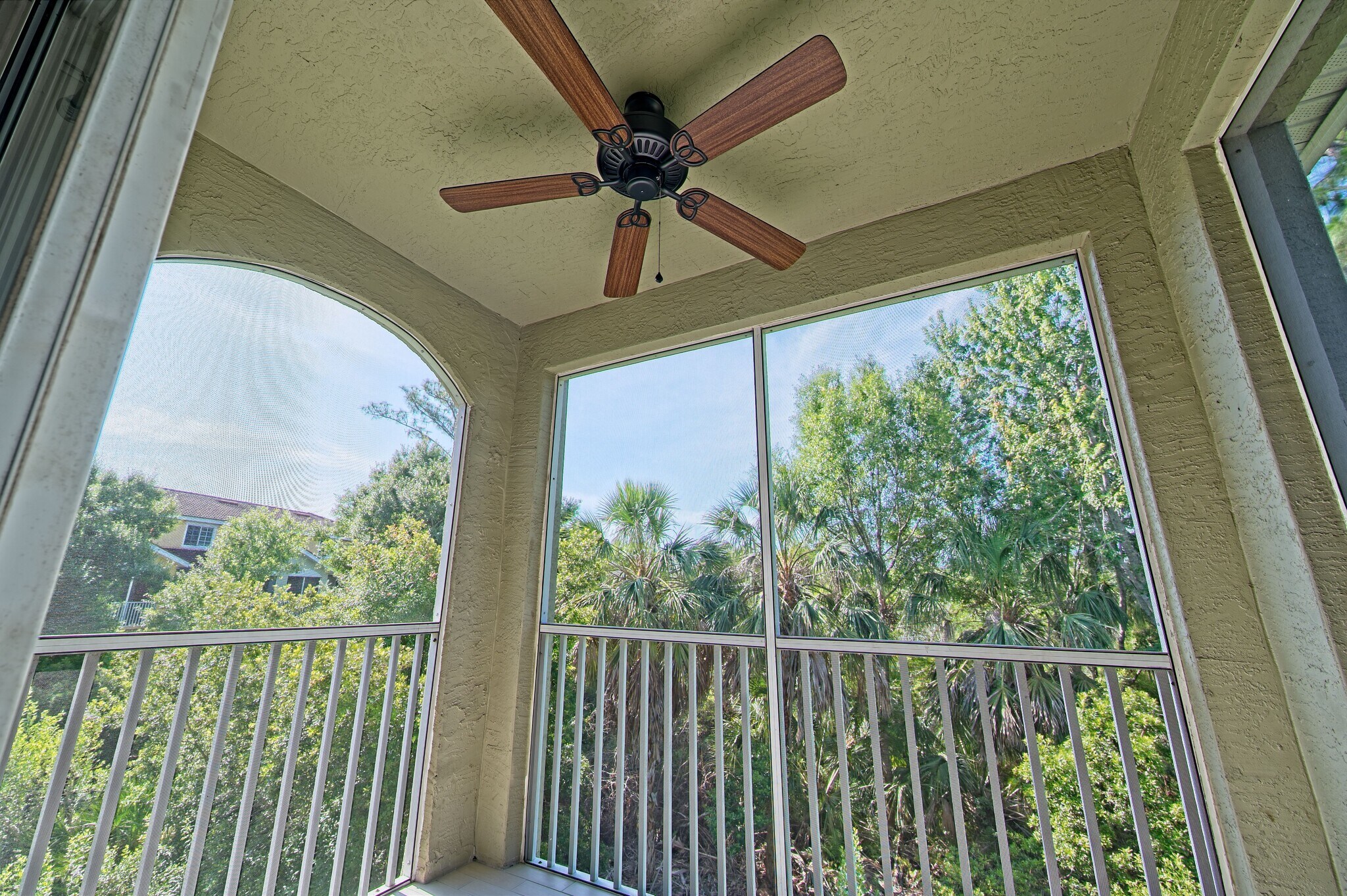 Building Photo - 5701 Bentgrass Dr