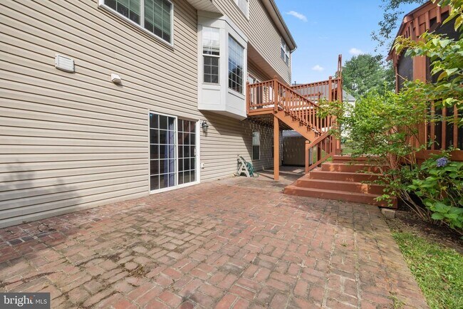 Building Photo - 5871 Paine Run Pl