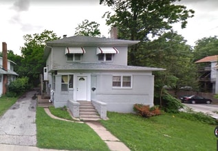 Building Photo - Studio Apartment Close to Downtown