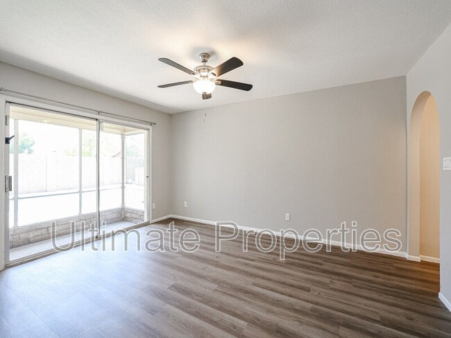 Building Photo - 5357 W Cholla St